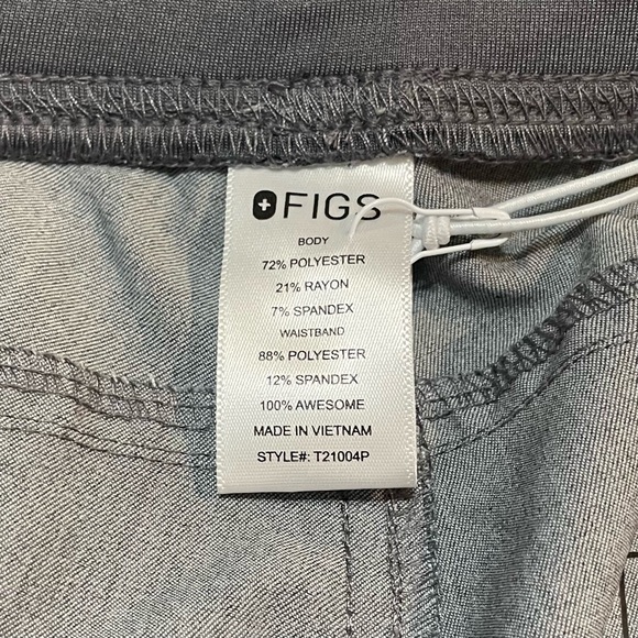 FIGS Kade Cargo Scrub Pants XL Petite Charcoal NWT T21004P Women’s - Picture 5 of 6